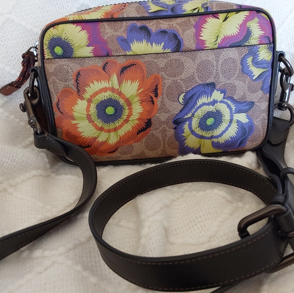 Coach Floral Patterned Crossbody Bag - Picture 10 of 16